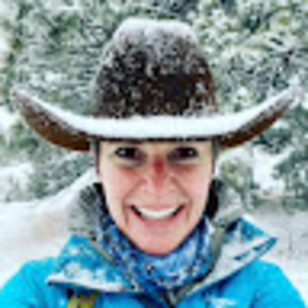 Meet your Posher, Emily